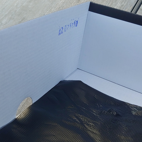 Air Jordan V 5 Retro Alternate Grape 136027-500 - Picture 14 of 14